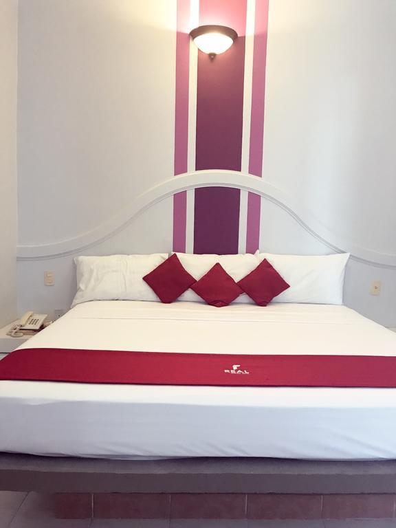 Real Avenida Hotel Тустла-Ґутьєррес Екстер'єр фото